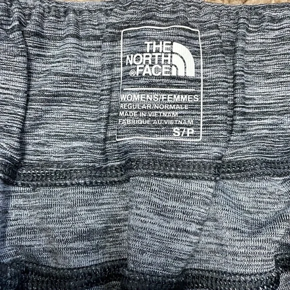 The North Face joggers - Picture 5 of 11